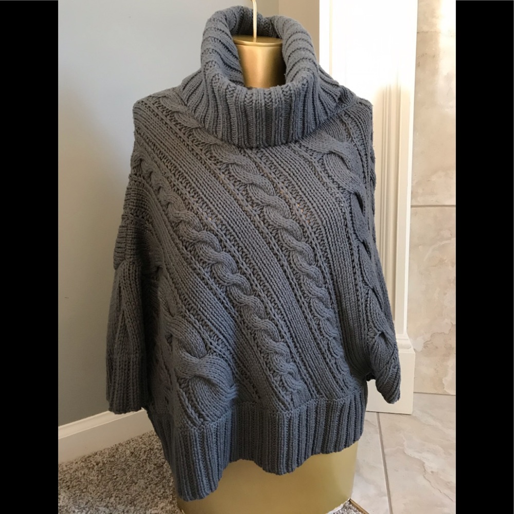 THEORY Cicconne knit Poncho sweater - Picture 2 of 9